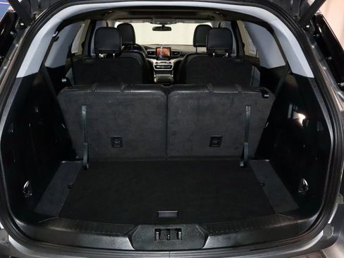 Certified 2023 Ford Explorer XLT w/ Equipment Group 202A image 15