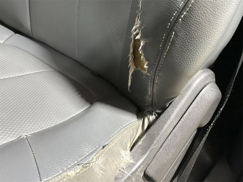 Used 2016 Ford F250 XL w/ Power Equipment Group image 39