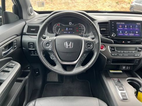 Used 2023 Honda Ridgeline RTL-E image 17