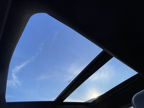 Used 2025 Ford F150 Platinum w/ Equipment Group 702A High image 31