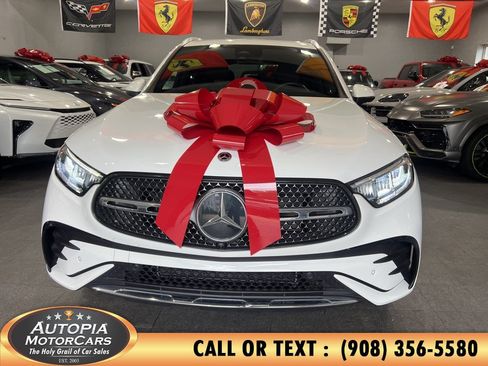 Used 2025 Mercedes-Benz GLC 350e 4MATIC w/ AMG Line image 42