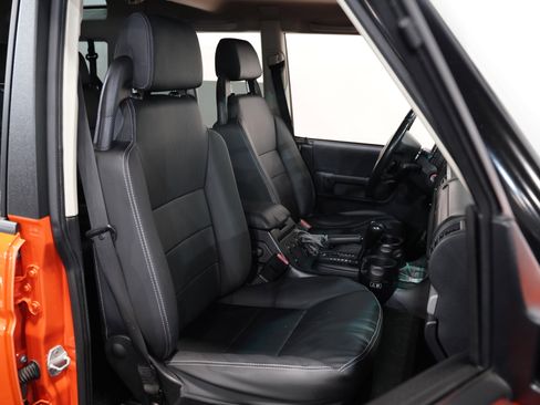 Used 2003 Land Rover Discovery S image 35