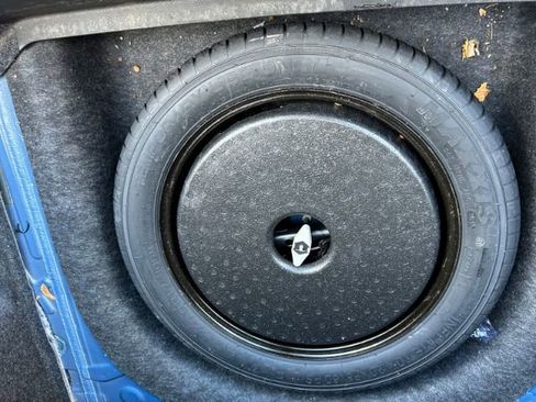 Used 2016 Chrysler 200 Limited image 31