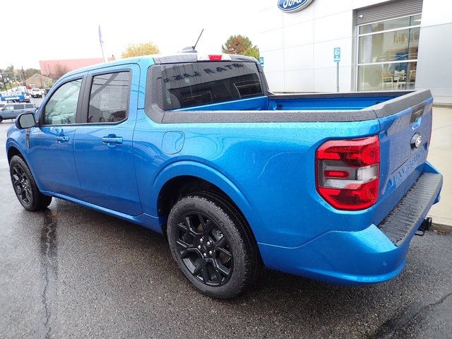 Used 2025 Ford Maverick Lobo AWD/4WD image 3