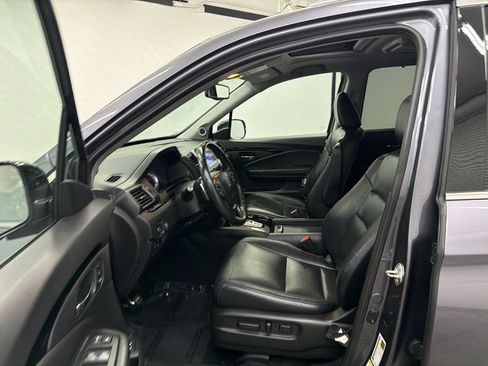 Used 2016 Honda Pilot Touring image 9