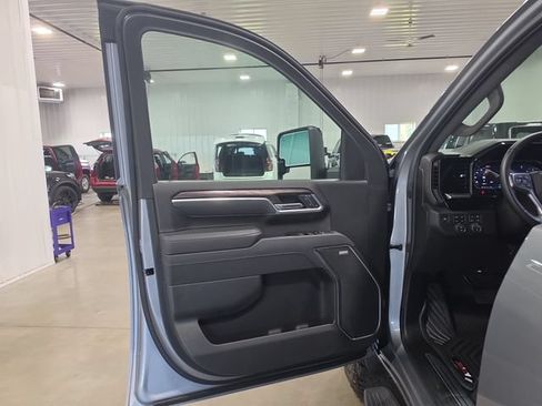 Used 2026 Chevrolet Silverado 3500 LTZ w/ LTZ Plus Package AWD/4WD image 23