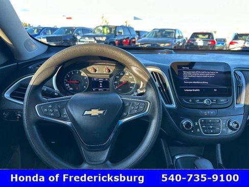 Used 2023 Chevrolet Malibu LT image 18