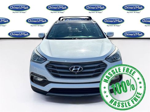Used 2017 Hyundai Santa Fe Sport image 2