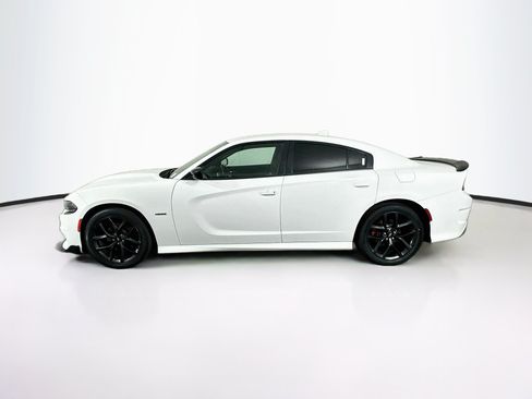 Used 2019 Dodge Charger R/T w/ Blacktop Package RWD image 4