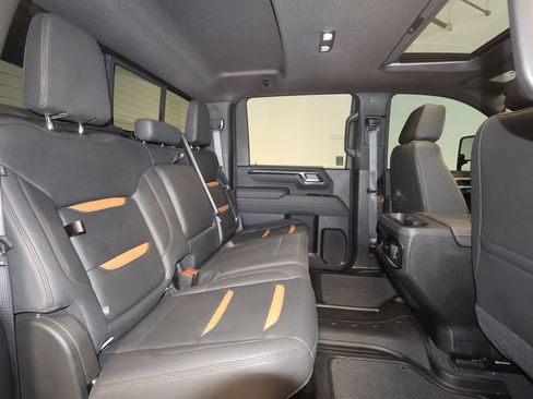 Certified 2026 GMC Sierra 3500 AT4 w/ AT4 Premium Plus Package AWD/4WD image 27