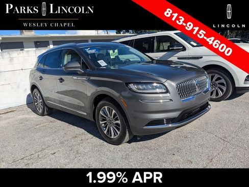 Used 2023 Lincoln Nautilus FWD w/ Premium Package image 4