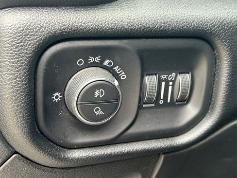 Used 2022 RAM 1500 Laramie image 31