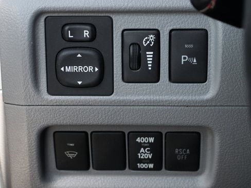 Used 2013 Toyota 4Runner SR5 w/ Convenience Pkg image 17