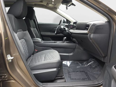 Used 2026 Nissan Kicks SV w/ SV Premium Package FWD image 34