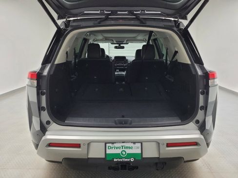 Used 2022 Nissan Pathfinder SL w/ SL Premium Package AWD/4WD image 29