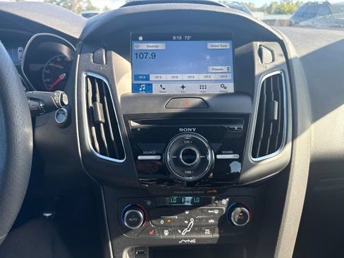 Used 2018 Ford Focus RS AWD/4WD image 15
