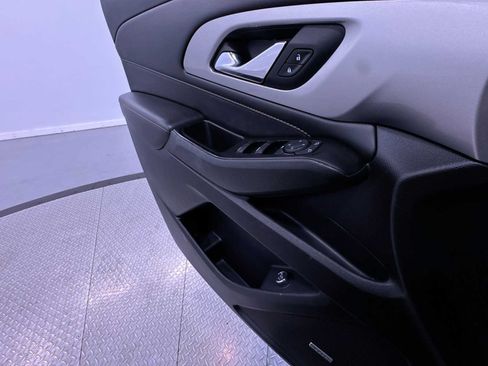 Used 2020 Chevrolet Traverse RS FWD image 34
