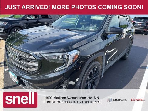 Used 2021 GMC Terrain SLT w/ Infotainment Package II AWD/4WD image 1