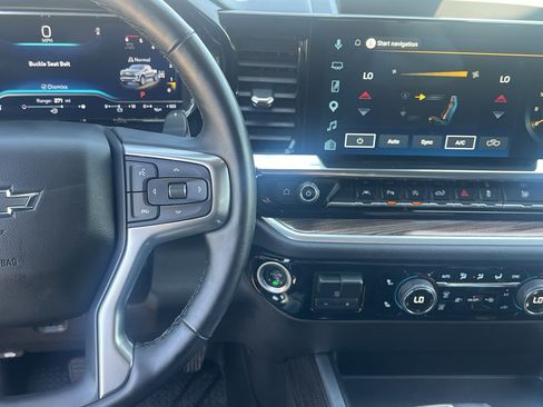 Used 2025 Chevrolet Silverado 1500 RST w/ Convenience Package II AWD/4WD image 33