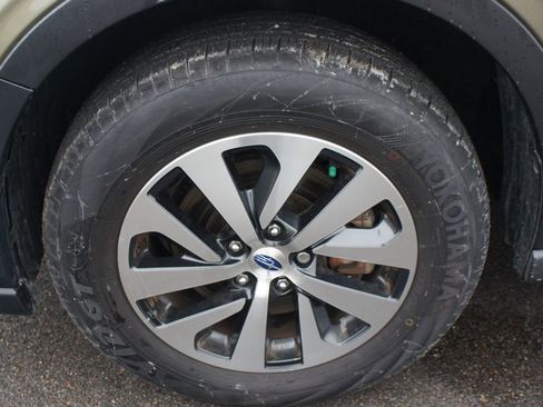 Used 2020 Subaru Outback Premium image 23