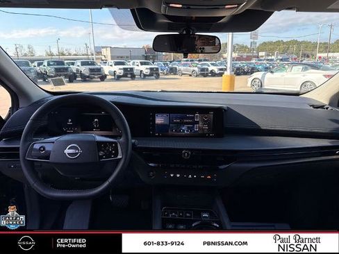 Certified 2025 Nissan Murano SV image 23