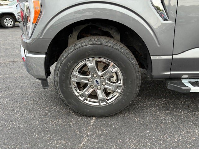 Used 2022 Ford F150 XLT w/ Equipment Group 302A High AWD/4WD image 11