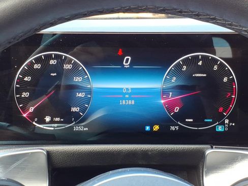 Used 2025 Mercedes-Benz GLB 250 4MATIC image 27