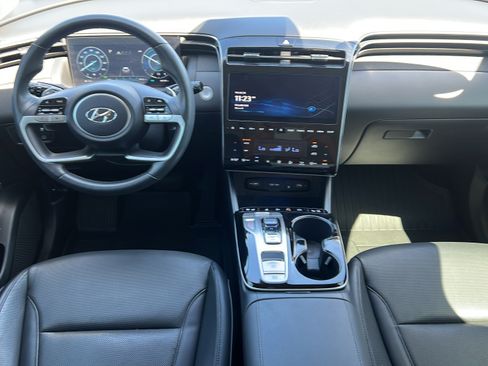 Certified 2023 Hyundai Tucson Limited AWD/4WD image 11