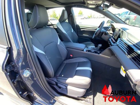 New 2026 Toyota Camry SE FWD image 11