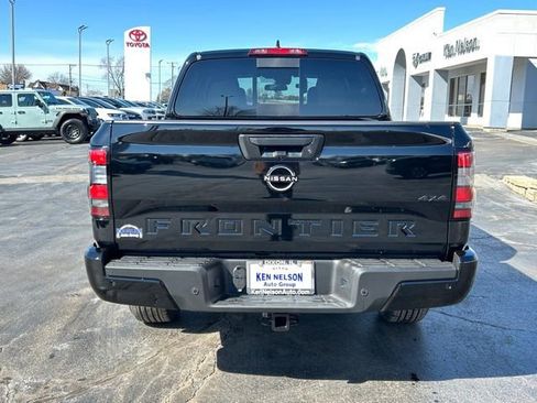 New 2026 Nissan Frontier SV w/ SV Convenience Package AWD/4WD image 4