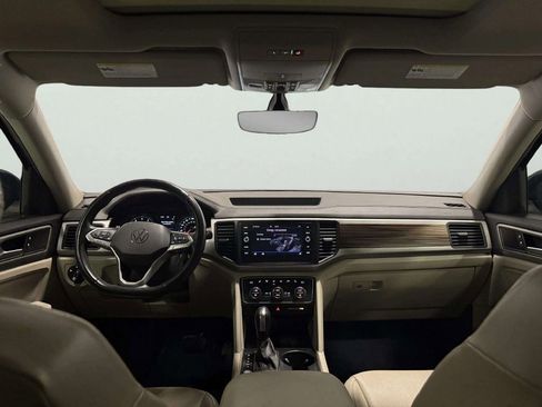 Used 2021 Volkswagen Atlas SE image 36