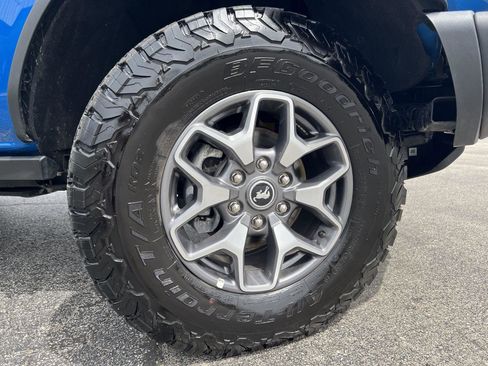 Used 2025 Ford Bronco Badlands AWD/4WD image 2