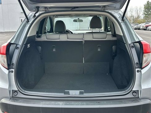 Certified 2021 Honda HR-V LX image 8