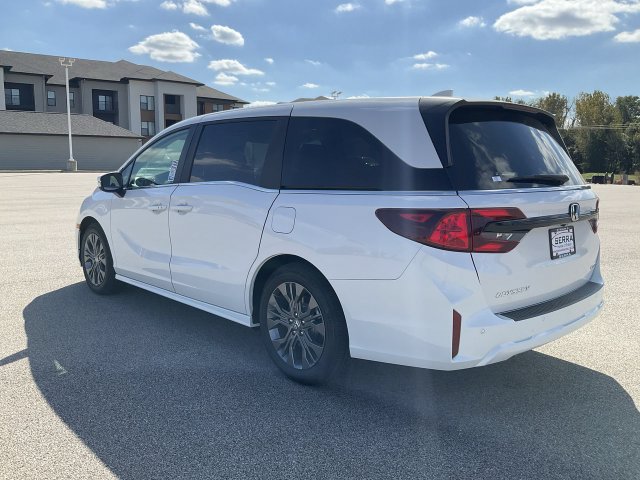 New 2027 Honda Odyssey Touring image 16