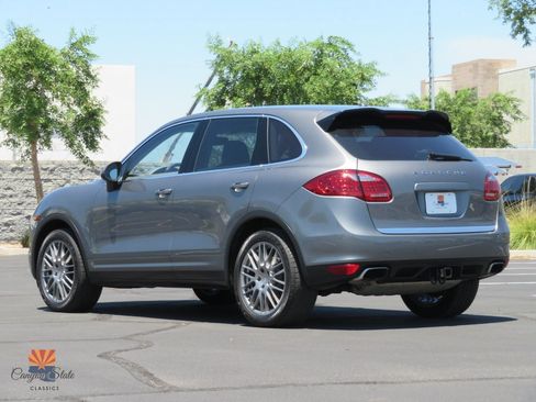 Used 2013 Porsche Cayenne AWD/4WD image 12