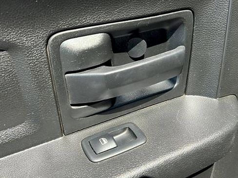 Used 2019 RAM 1500 Express image 11