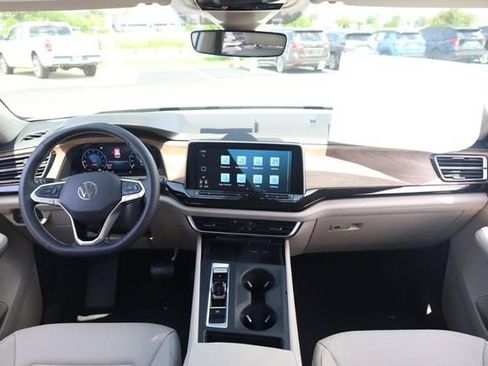 New 2026 Volkswagen Atlas SE AWD/4WD image 22