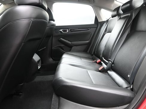 Used 2022 Honda Civic Touring image 17
