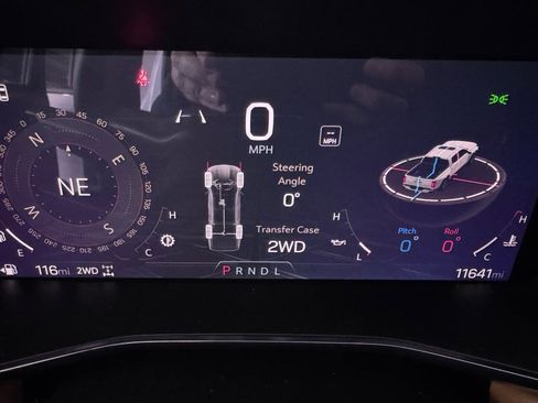 Certified 2025 GMC Canyon AT4 AWD/4WD image 15