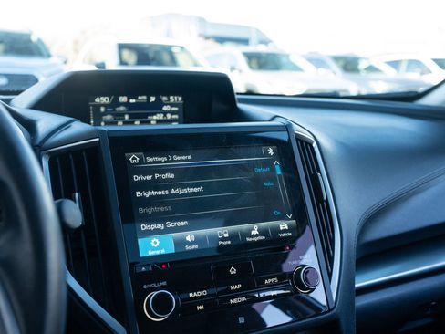 Used 2017 Subaru Impreza 2.0i Limited image 28