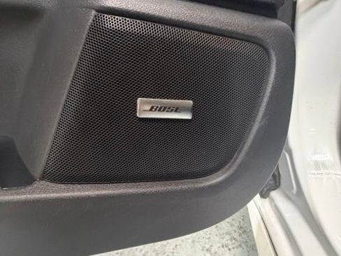 Used 2025 Nissan Sentra SR w/ SR Premium Package FWD image 19