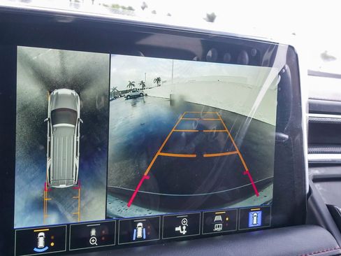 Used 2023 Chevrolet Tahoe RST w/ Luxury Package image 24