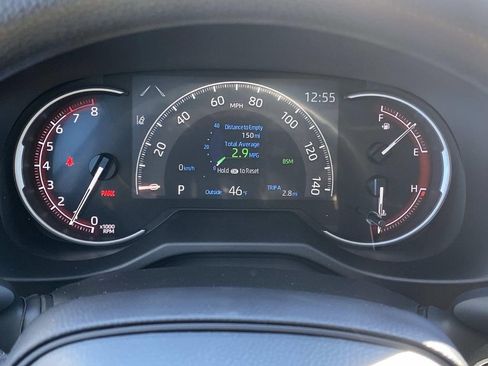 New 2025 Toyota RAV4 XLE image 33