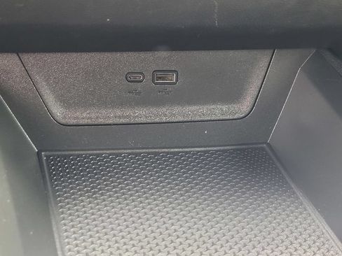 Used 2025 Chevrolet Equinox LT AWD/4WD image 20
