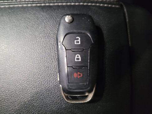 Used 2020 Ford Escape S FWD image 32