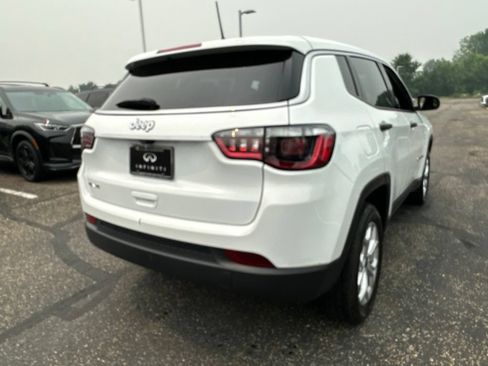 Used 2025 Jeep Compass Sport AWD/4WD image 11