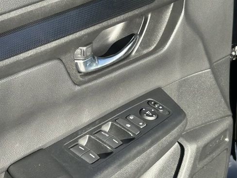 Used 2025 Honda CR-V LX image 23
