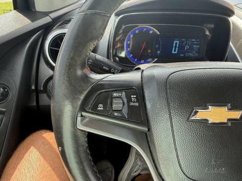 Used 2016 Chevrolet Trax LTZ w/ Midnight Edition FWD image 17