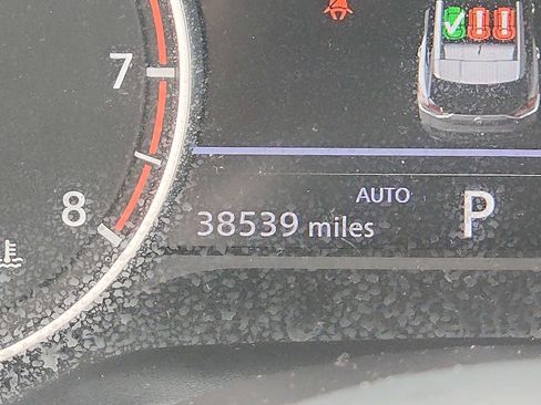 Used 2023 Nissan Rogue S image 19