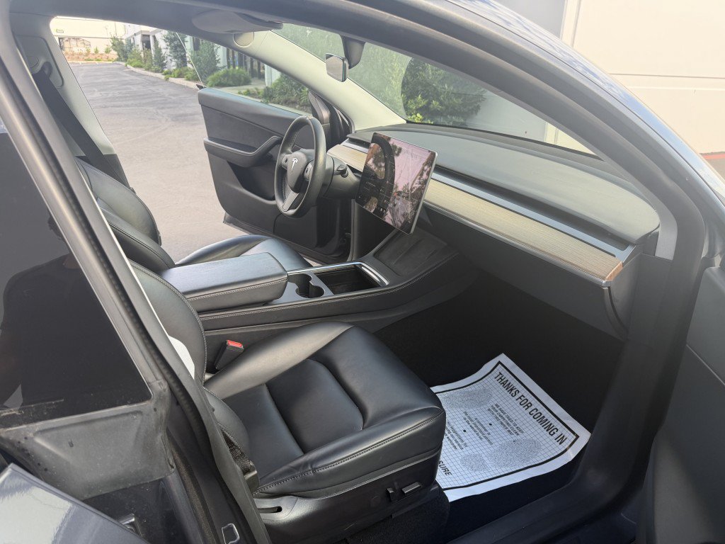 Used 2021 Tesla Model Y Long Range AWD/4WD image 12